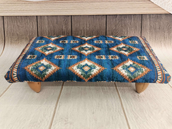 Kitchen Pratical Small Step Stool Bench, Bohemian Bench, Lounge Bench, Clothes Chest, End Of Bed Bench, Rustic Indoor Storage Bench for Entryway