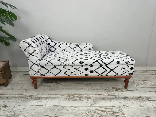 Black And White Chaise Lounge Bench