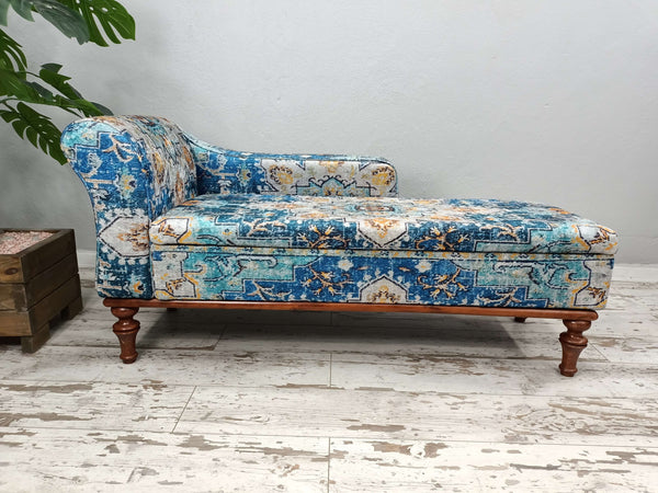 Blue Oriental upholstered chaise lounge, Dressing Table Set Chaise Lounge, New House Decorative Chaise Lounge, Practical Upholstered Footstool Chaise Lounge