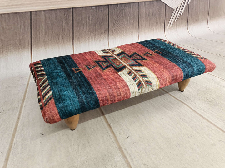 Velvet Stool Bench, Small Ottoman Foot Rest for Sofa, Shoe Changing Bench, Woven Bench for Bedroom, Velvet Soft Foot Stool with Wooden Legs, Foot Stool